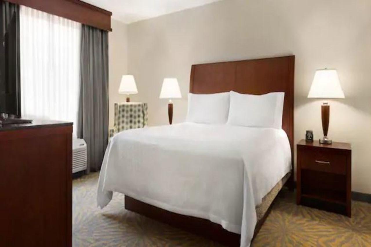 Hilton Garden Inn Shelton Zewnętrze zdjęcie