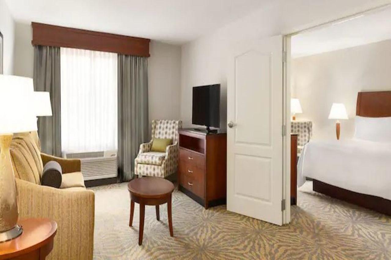 Hilton Garden Inn Shelton Zewnętrze zdjęcie
